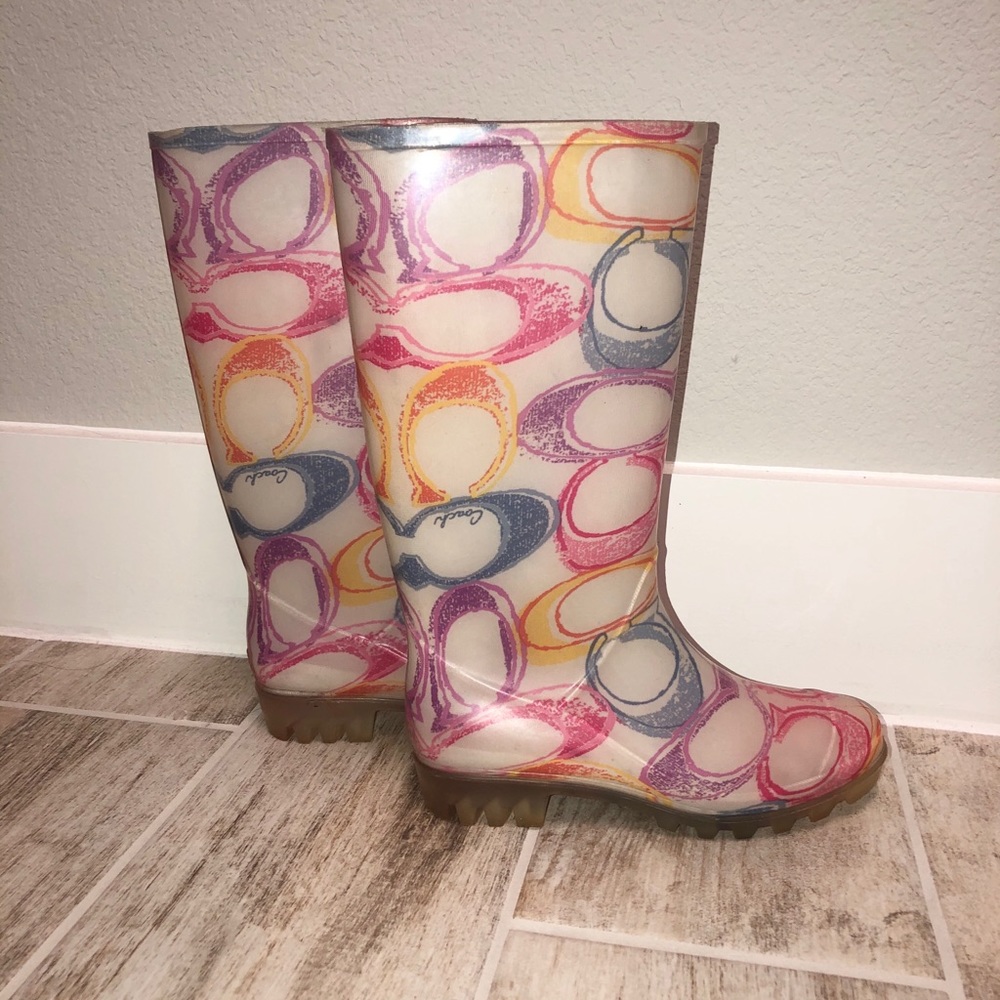 Rainboots